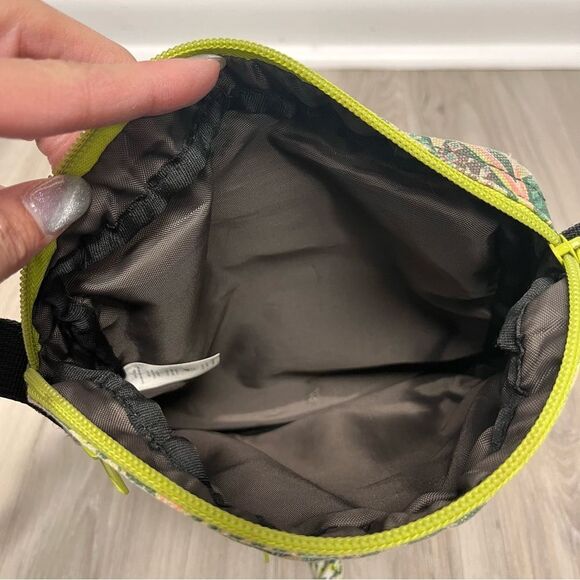 Kavu Purse Women’s OS Green Tribal Print Crossbody Bag - Picture 5 of 8